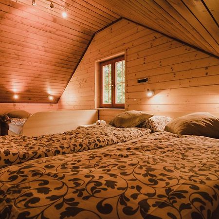 Pluznje Lazec Country Houseヴィラ エクステリア 写真