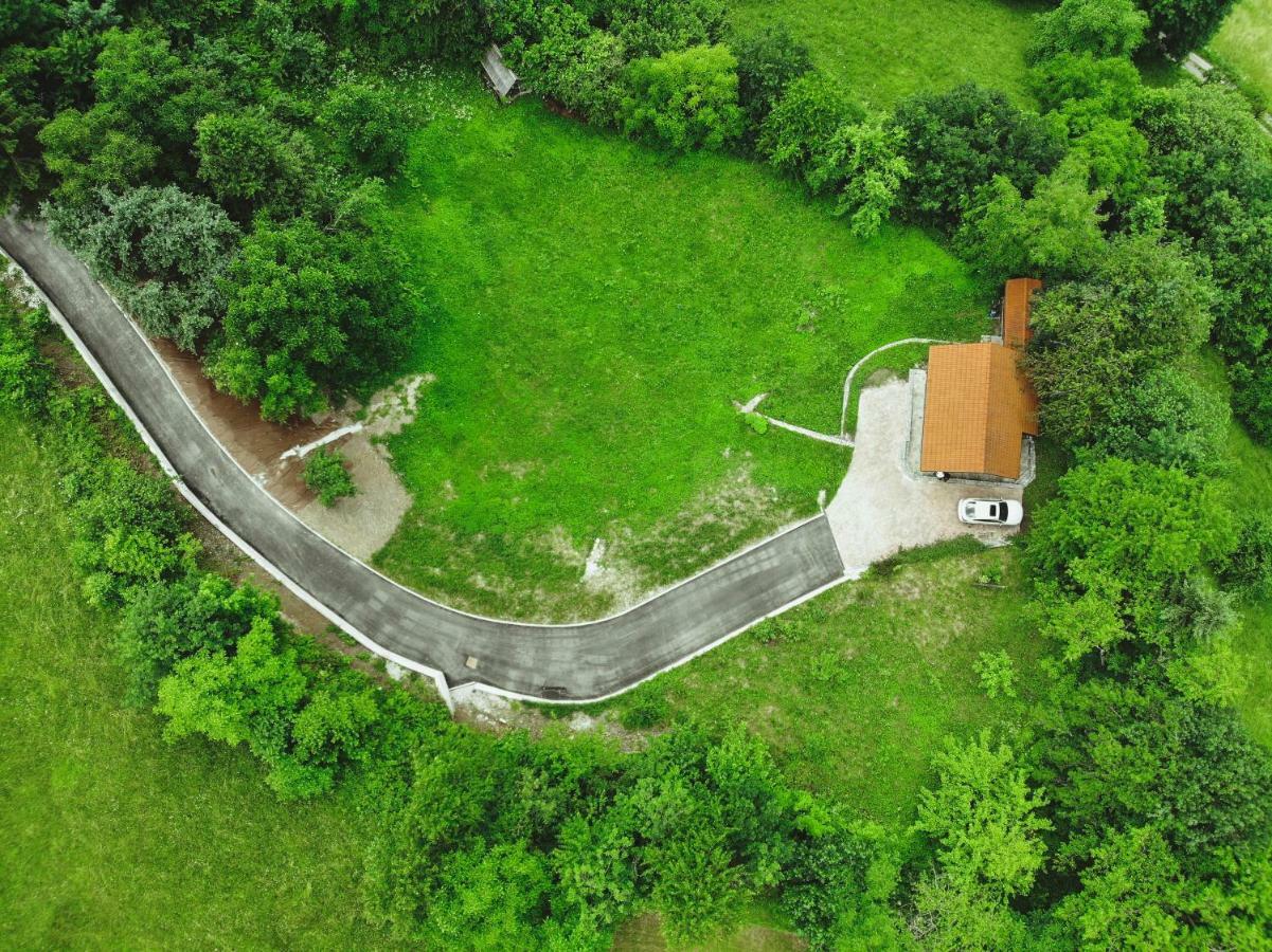 Pluznje Lazec Country Houseヴィラ エクステリア 写真