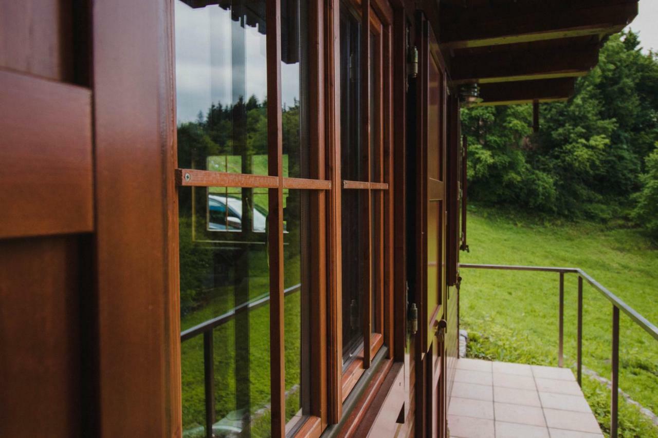 Pluznje Lazec Country Houseヴィラ エクステリア 写真