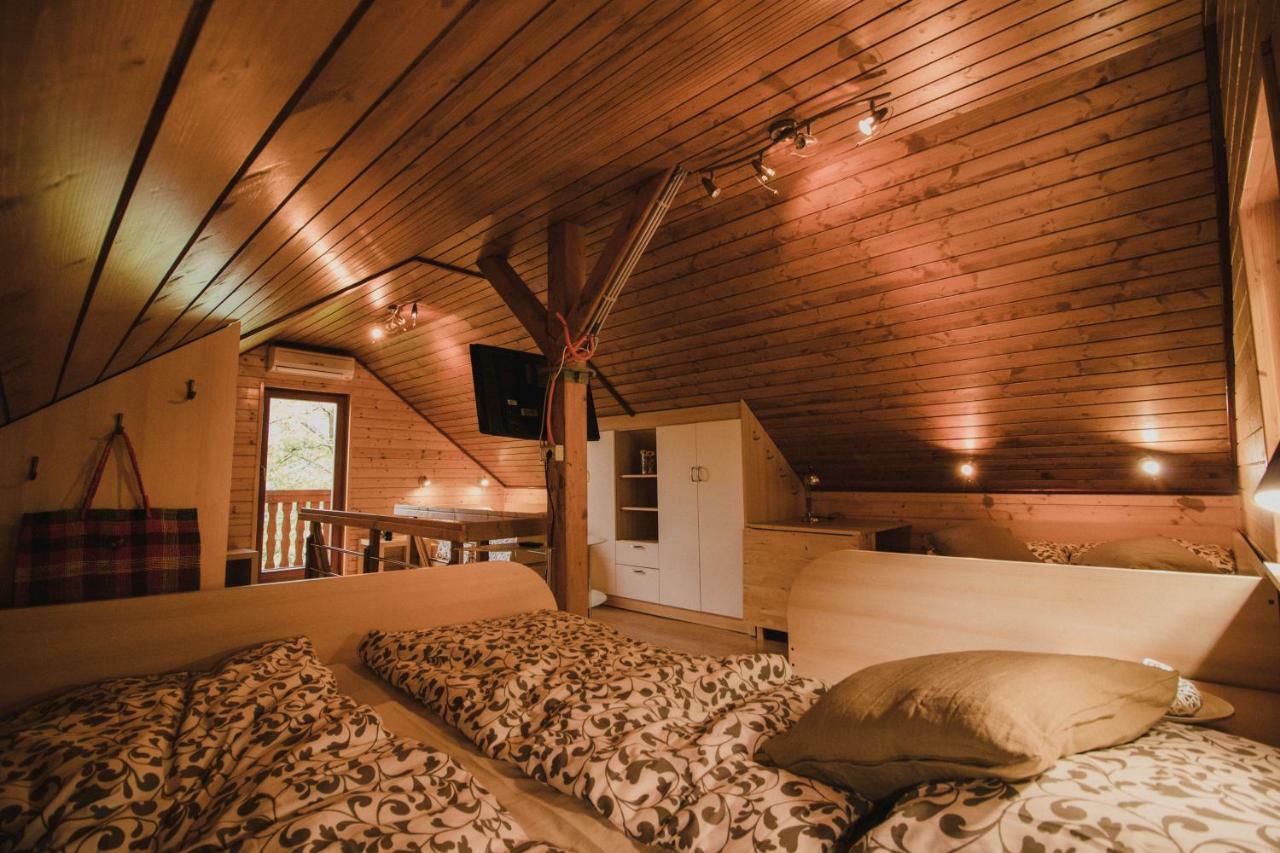 Pluznje Lazec Country Houseヴィラ エクステリア 写真