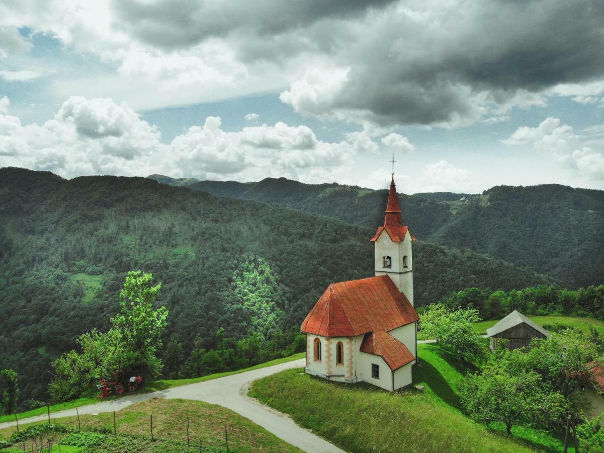 Pluznje Lazec Country Houseヴィラ エクステリア 写真